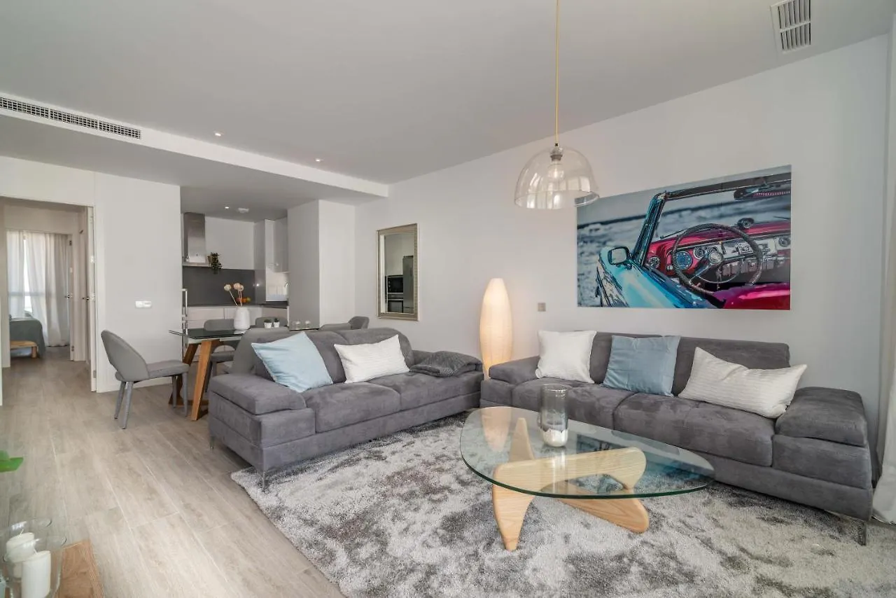 Διαμέρισμα Vacation Marbella I Le Mirage Retreat, New Condo, Pool Εστεπόνα