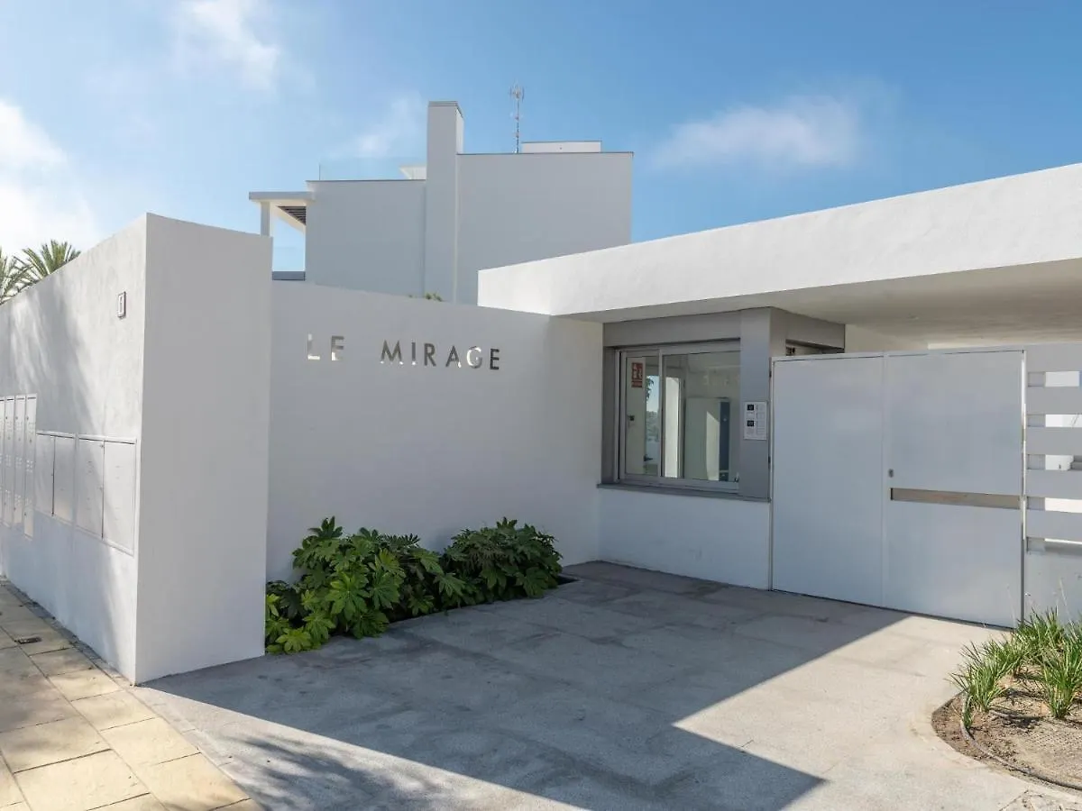 Apartment Vacation Marbella I Le Mirage Retreat, New Condo, Pool Estepona