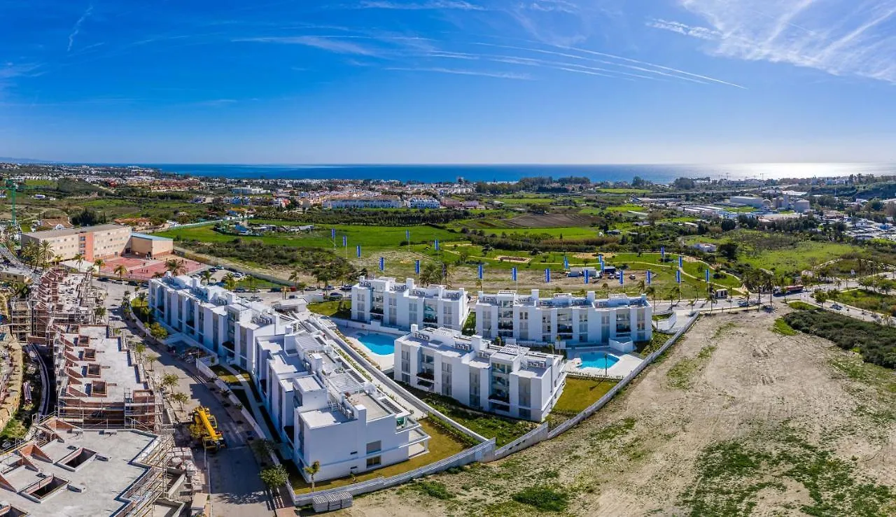 Apartment Vacation Marbella I Le Mirage Retreat, New Condo, Pool Estepona